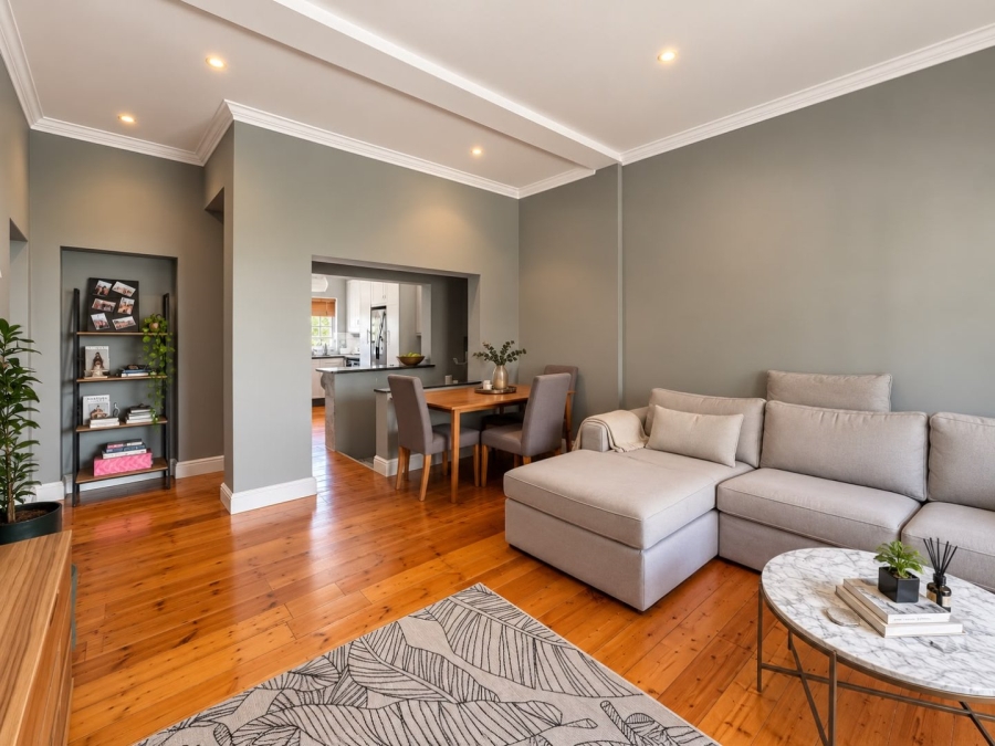2 Bedroom Property for Sale in Oranjezicht Western Cape